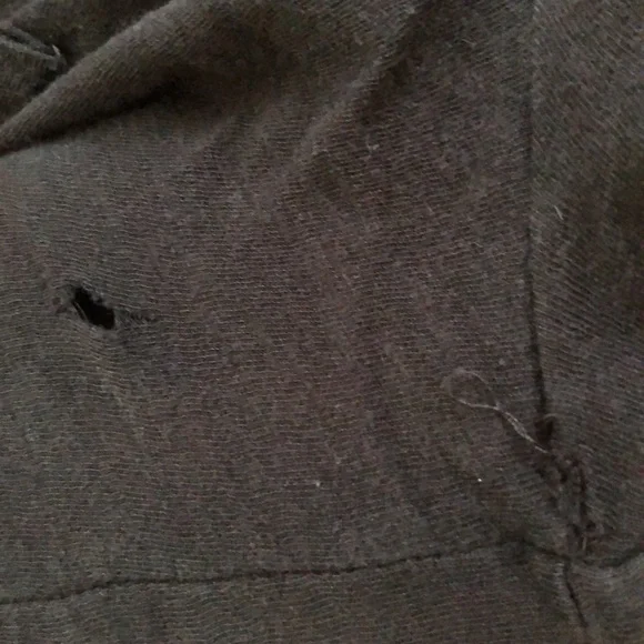 Madewell Whisper Cotton V-Neck w/ Pocket Black Cotton Tee w/ Front Pocket - Picture 7 of 12